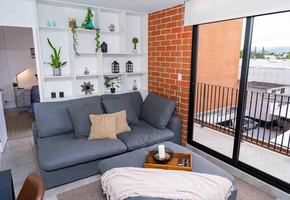 Lovely 1 Bedroom Unit With Free Parking Modra Zone 4 Guatemala City Exterior foto